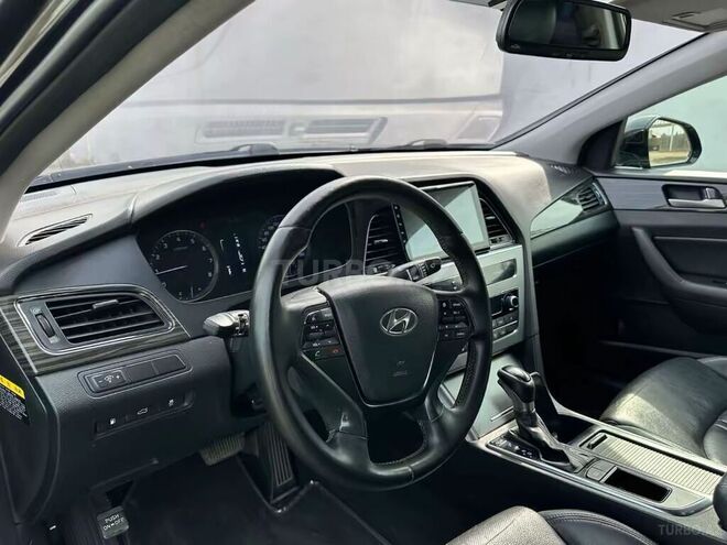 Hyundai Sonata-6