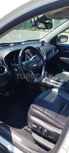 Chevrolet Equinox-12