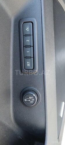 Chevrolet Equinox-13
