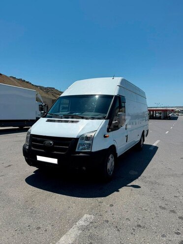 Ford Transit-1