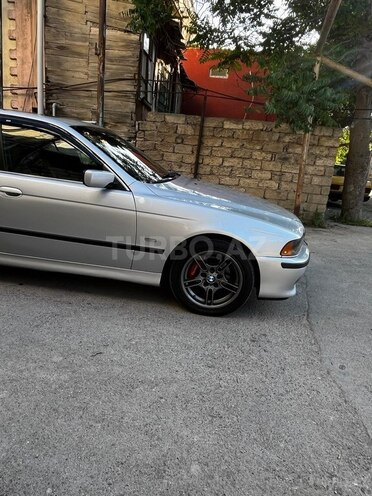 BMW 525-4