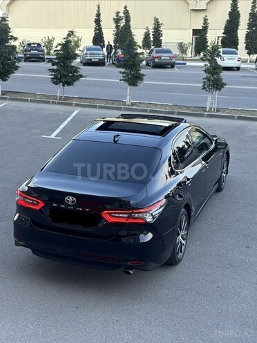 Toyota Camry-6