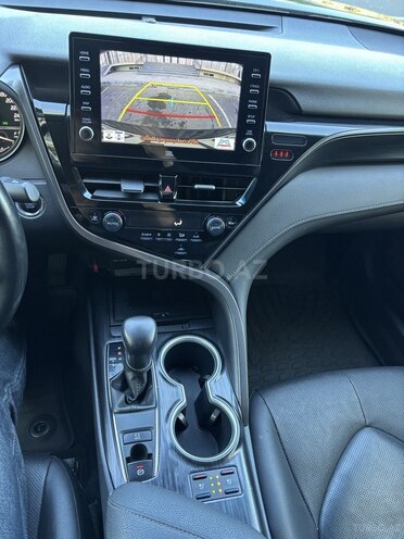 Toyota Camry-19