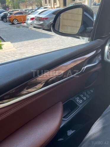 BMW X5-7
