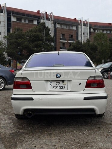 BMW 525-7