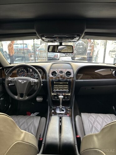 Bentley Flying Spur-12