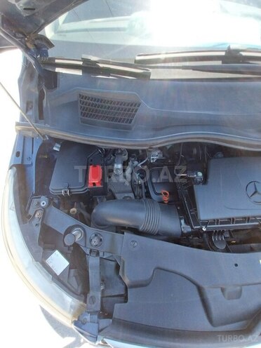 Mercedes Vito 111 CDI-11