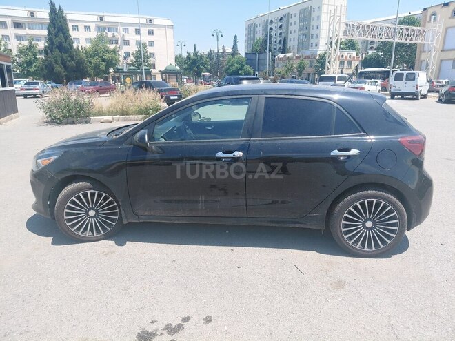 Kia Rio-6