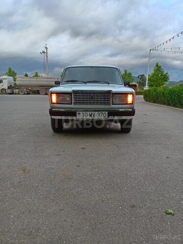 LADA (VAZ) 2107-2