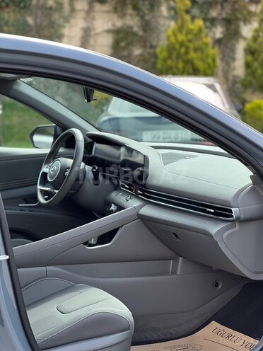 Hyundai Elantra-18