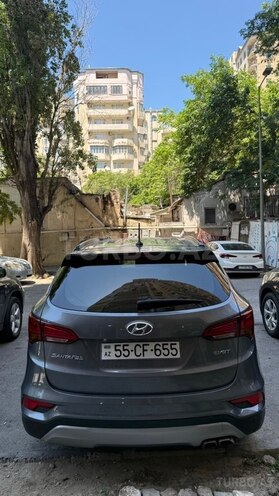Hyundai Santa Fe-5