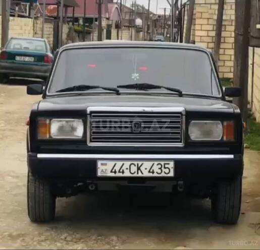 LADA (VAZ) 2107-1