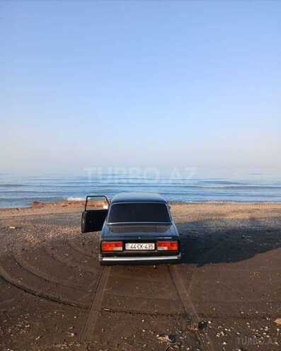 LADA (VAZ) 2107-2