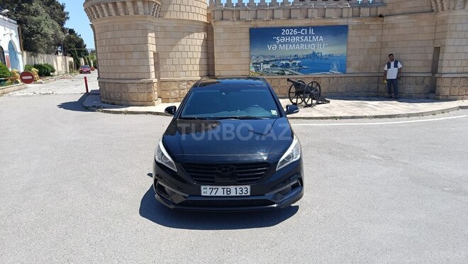 Hyundai Sonata-1