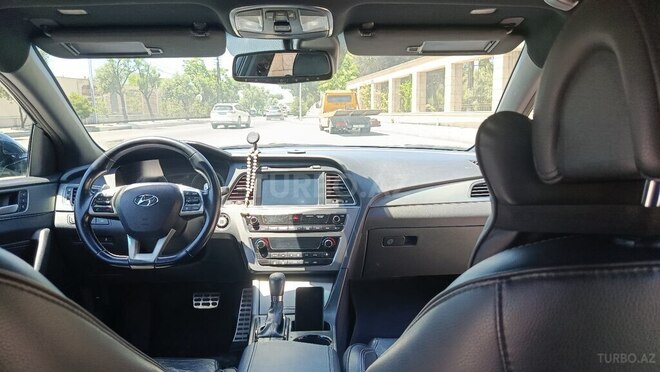 Hyundai Sonata-7