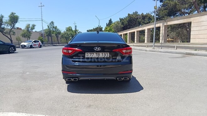 Hyundai Sonata-5