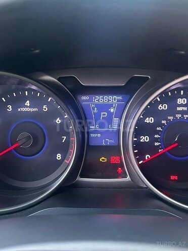 Hyundai Veloster-5