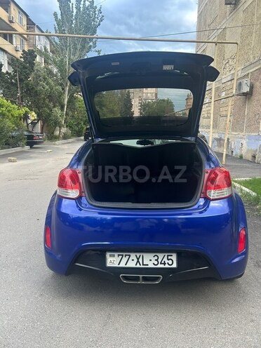 Hyundai Veloster-3
