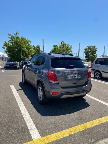 Chevrolet Trax-6