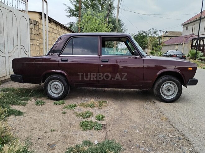 LADA (VAZ) 2107-5