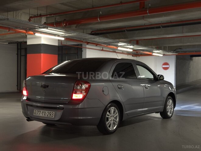 Chevrolet Cobalt-6