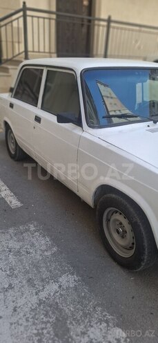 LADA (VAZ) 2107-2