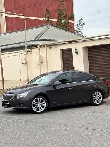 Chevrolet Cruze-2