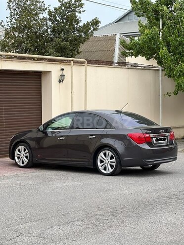 Chevrolet Cruze-5