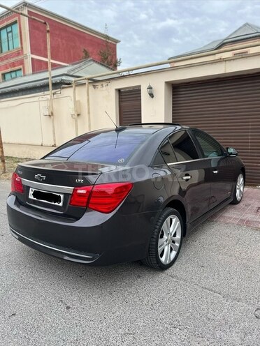 Chevrolet Cruze-14