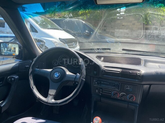 BMW 520-3