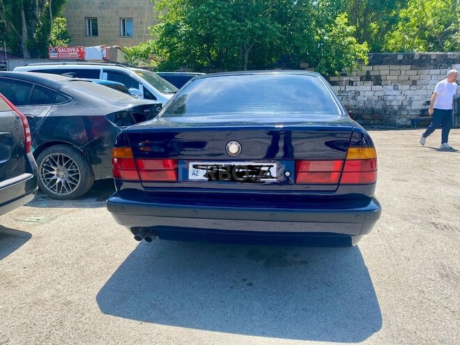 BMW 520-4