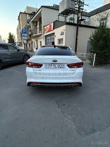 Kia Optima-2