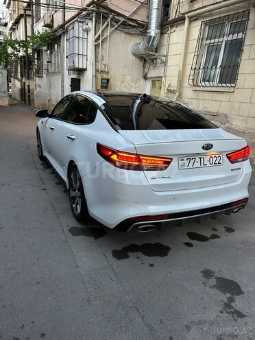Kia Optima-6