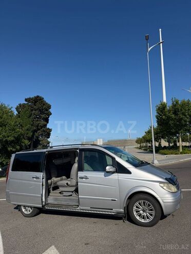 Mercedes Viano-4