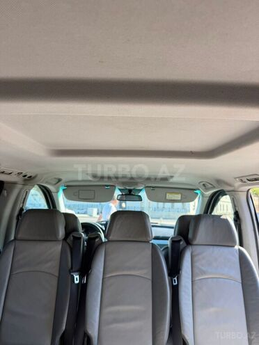 Mercedes Viano-10