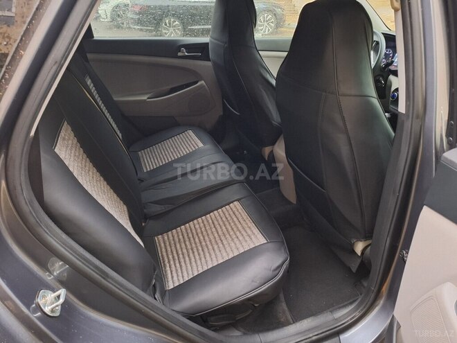 Hyundai Tucson-8