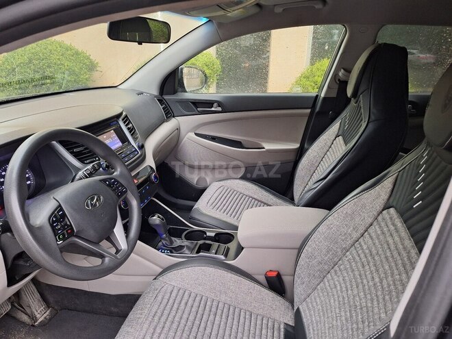 Hyundai Tucson-10