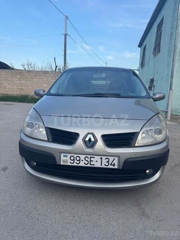 Renault Scenic-1