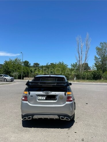 Toyota Prius-6