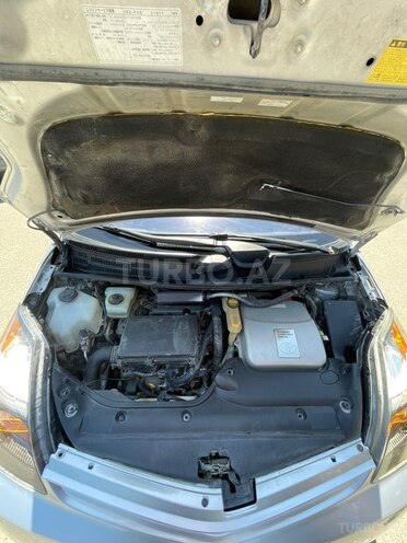 Toyota Prius-10