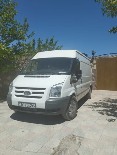 Ford Transit-1