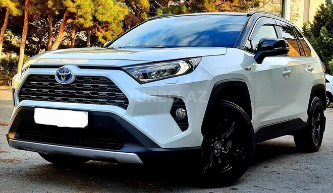 Toyota RAV4-21