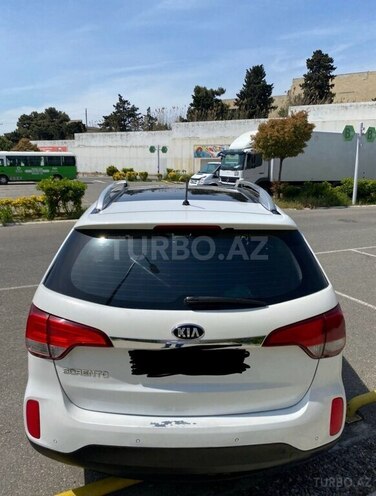 Kia Sorento-2