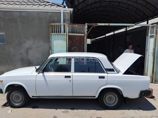 LADA (VAZ) 2107-3