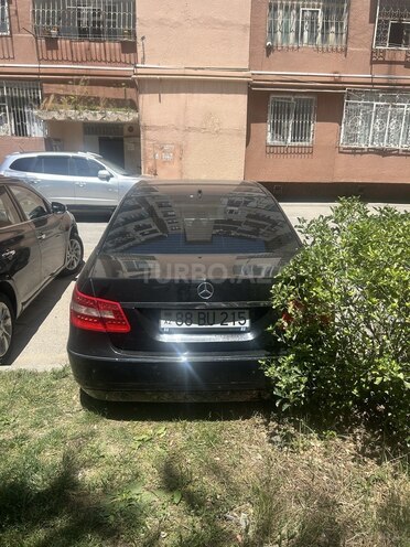 Mercedes E 250-2