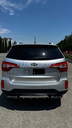 Kia Sorento-2