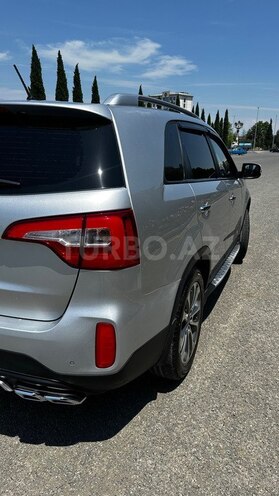Kia Sorento-3