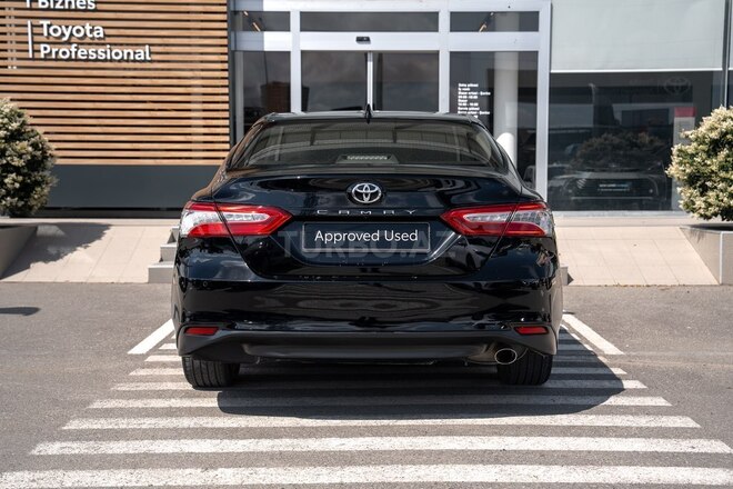 Toyota Camry-4