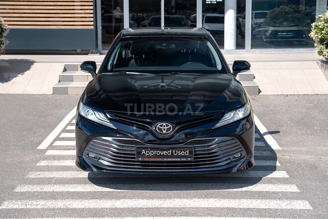 Toyota Camry-1