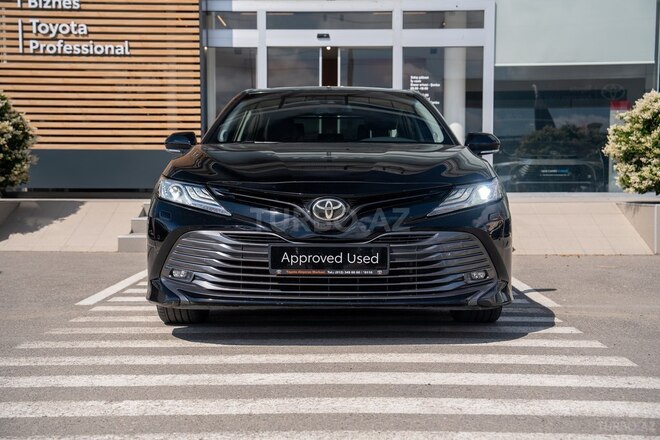 Toyota Camry-3